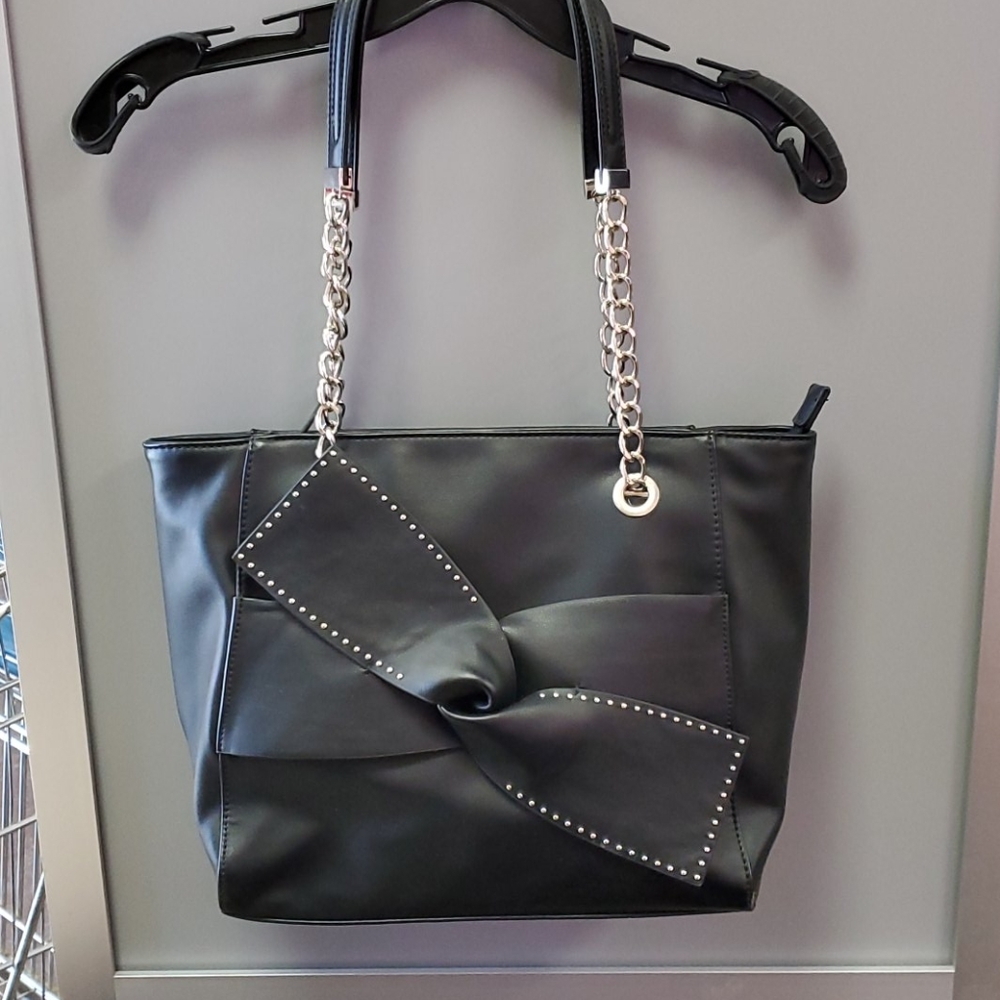 Jessica Simpson purse